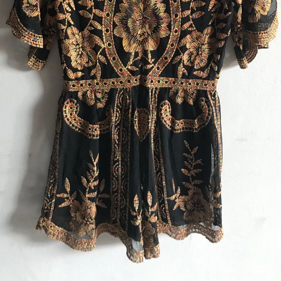 Deep V Romper - Picture 2 of 7